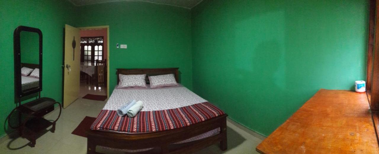 Apple Sara Home Stay Kandy Exterior foto